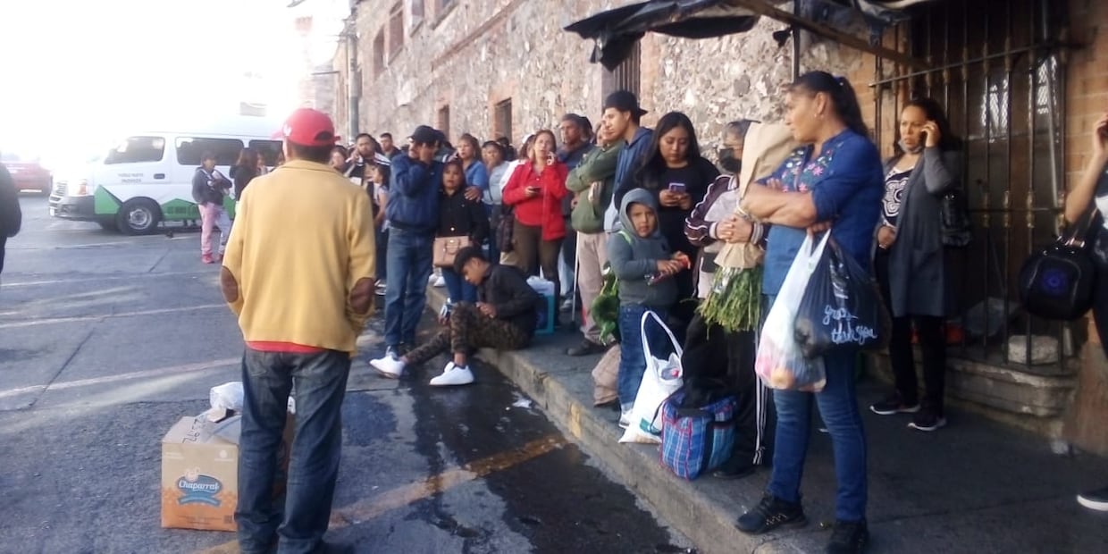 El accidente que deja cinco muertos y 30 horas de cierre carretero en vía Pachuca - Huejutla | Foto: Arturo Torres