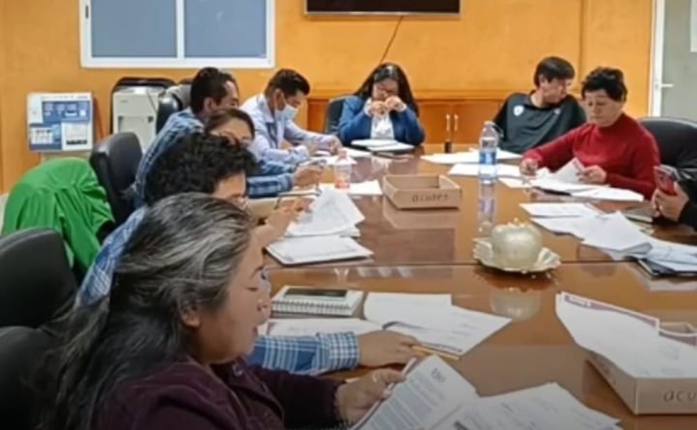 Regidores con altos salarios en municipios de Hidalgo donde gran parte de la población vive en pobreza | Foto: especial
