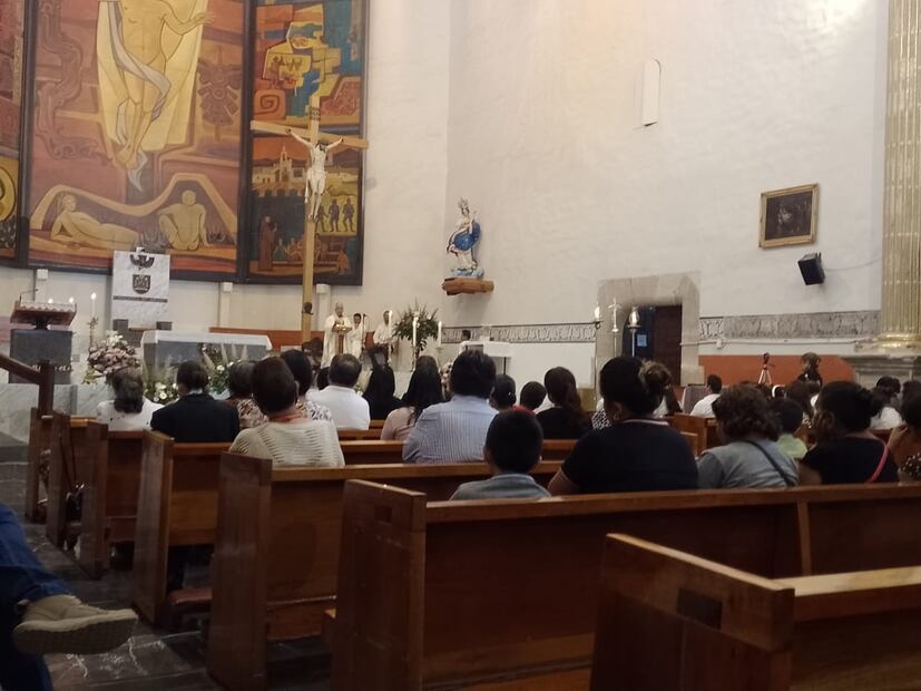 Marchan en silencio para recordar a muertos de la inundación de Tula | Foto: Joselyn Sánchez