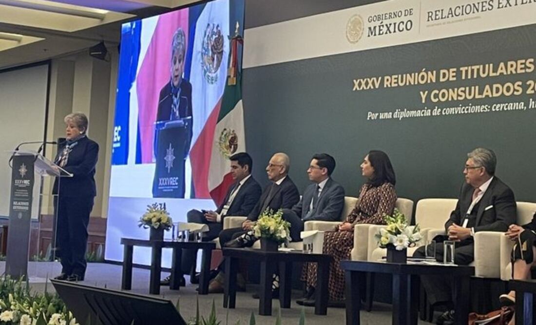 Omar Fayad  XXXV participó en la reunión de titulares de embajadas y consulados mexicanos. Foto: Especial