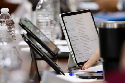 Publican reglas para entrega de tabletas en telebachilleratos comunitarios