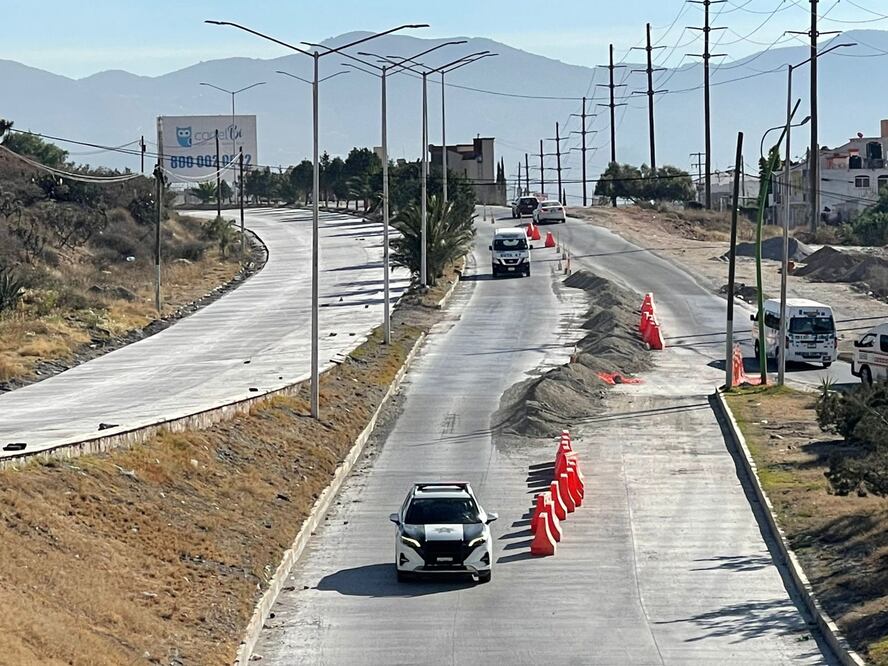 La vialidad considera 8.4 kilómetros de pavimentación | Foto: Marco Carrillo