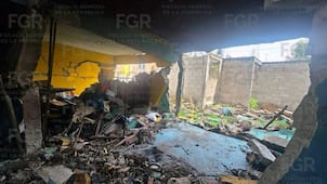 Explosión en Tepeji lleva a cateo y descubre fábrica clandestina de pirotecnia