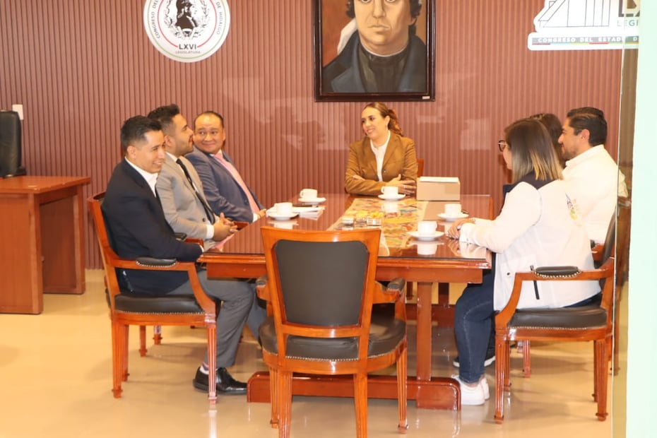 CDHEH entrega tercer informe anual de actividades al Congreso de Hidalgo | Foto: especial