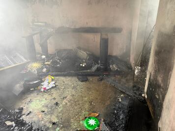 Arde vivienda en colonia de Huejutla