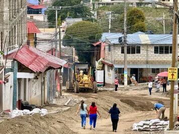 Lluvias retardan la rehabilitación de acceso al Pueblo Mágico Real del Monte 