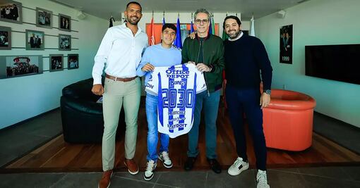 Carlos Sánchez asegura su futuro con los Tuzos