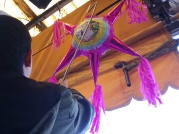En Pachuca, disminuye la tradición de romper piñatas en posadas