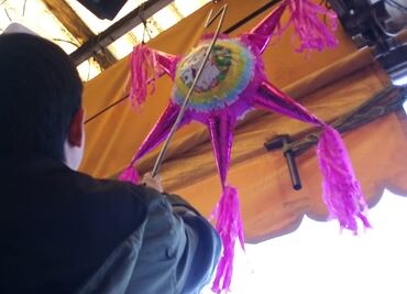 En Pachuca, disminuye la tradición de romper piñatas en posadas