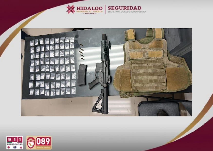 Aseguran a cinco personas armadas en camino de Acaxochitlán durante operativo policial | Foto: SSPH