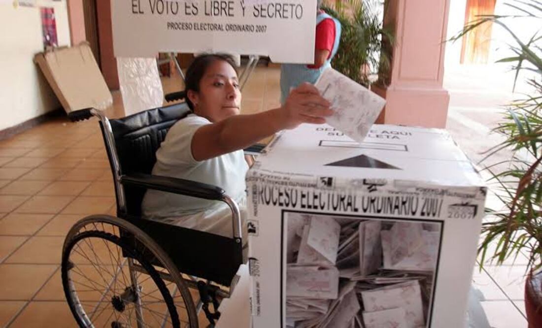 Como acción afirmativa en favor de personas con discapacidad, MC registró a Guillermo Peredo Montes y Emmanuell López Valdéz, así como a Adriana González Acasio y Rosa Patricio Montiel. Mientras que el PRI inscribió a María Dolores Esther Cabrera Arista como migrante.