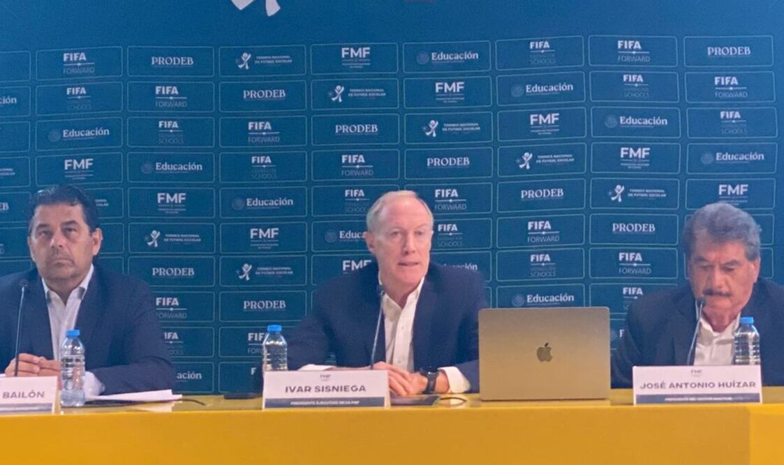 Ivar Sisniega presentó el nuevo proyecto de la FMF / Foto: Nicolás Schiller Solti - EL UNIVERSAL Deportes