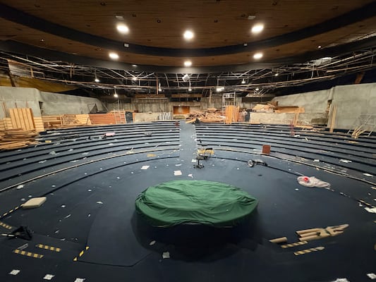 Avanza demolición del Salón de Plenos del Congreso de Hidalgo