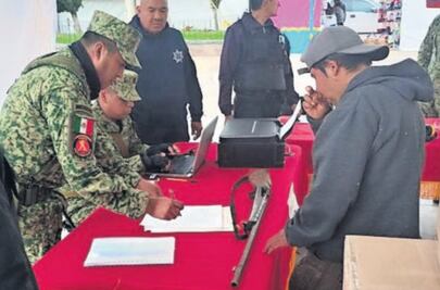 Participa ciudadanía en canje de armas en Cuautepec