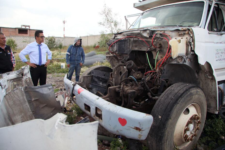 Eduardo Medécigo aseguró que “en breve” pondrán en marcha más camiones compactadores y camionetas recolectoras, debido a que están siendo habilitados para los trabajos que realizarán.  Foto: FB Lalo Medécigo