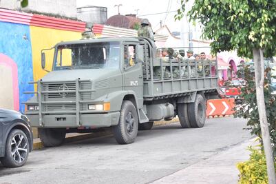 Destacamento militar ayuda a la población en Santiago Tulantepec tras lluvias