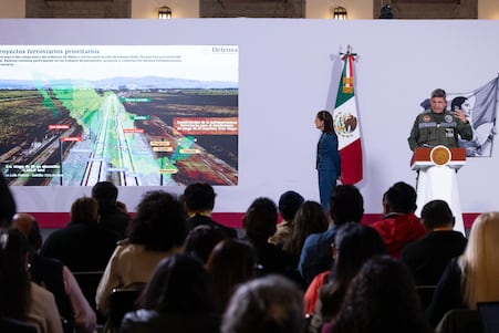 Sheinbaum prevé iniciar operaciones de los trenes AIFA-Pachuca y CDMX-Querétaro en 2027