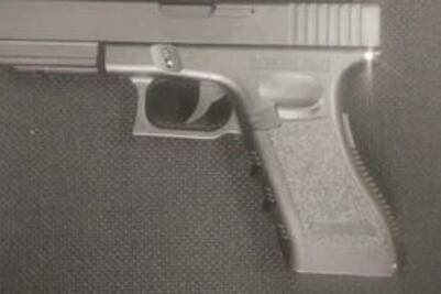 Decomisan pistola de balines en secundaria de Atotonilco de Tula