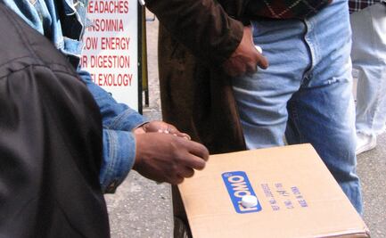 Autoridades alertan sobre fraudes con el “juego de la bolita” en Tulancingo