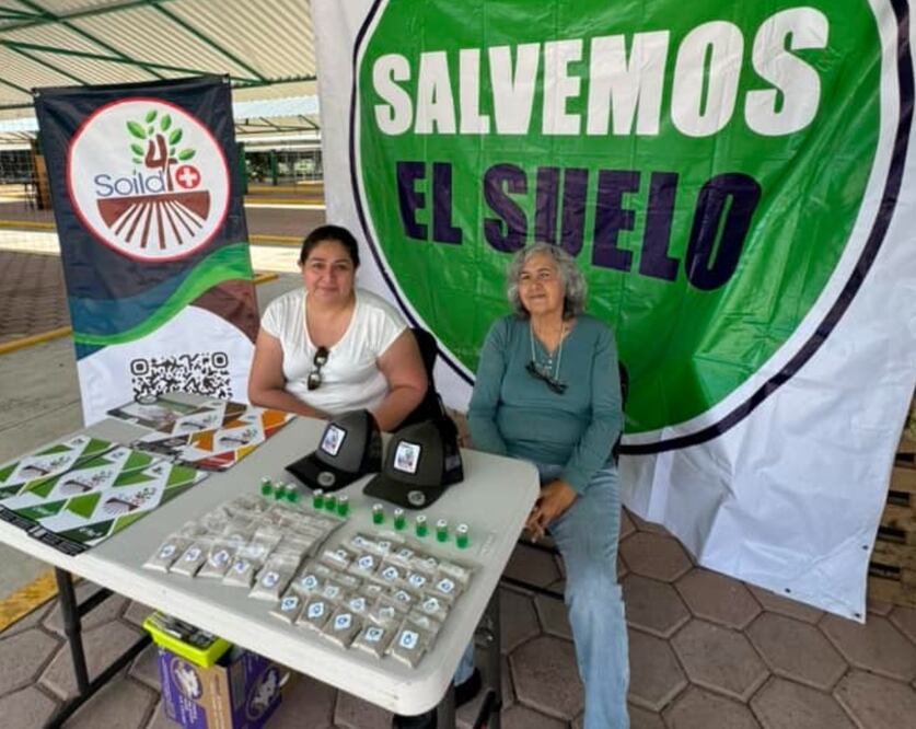 Especialistas rurales tocan puertas de la SEPH buscan promover el cuidado del suelo y agua I Foto: Grisel Lira