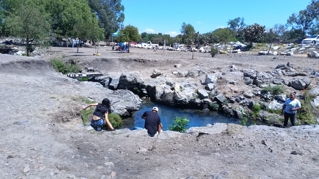 Galván Ávila expresó que dicha actividad representa el interés de la sociedad civil por cuidar los recursos naturales, como un acto de responsabilidad social.
 Foto: Grisel Lira