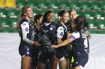 Pachuca arrasa en su debut en la Copa de Campeones W de la Concacaf