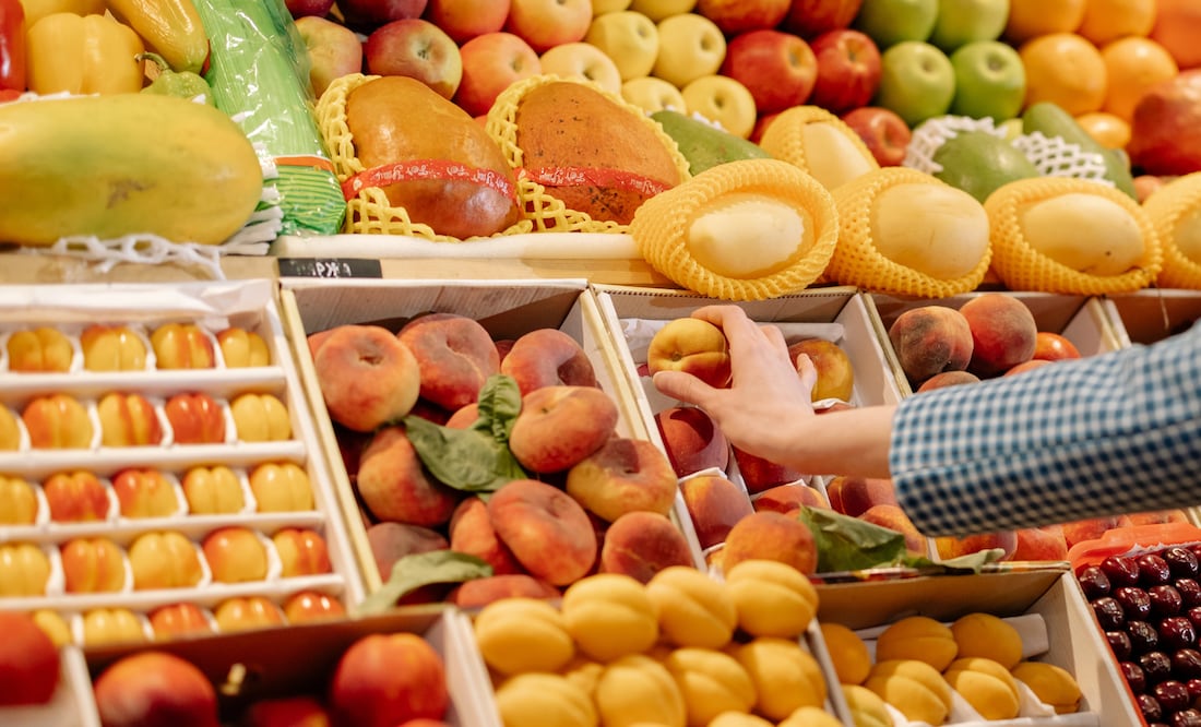 ¿Qué es la listeria, bacteria que causó alerta de Cofepris en frutas?
Foto:Pexels