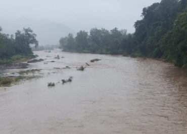 Lluvias intensas causan derrumbes y crecida de arroyos en la Huasteca y Otomí-Tepehua