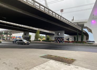 Glorieta 24 horas: el peligro diario de cruzar a pie en Pachuca