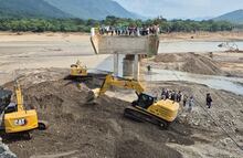 Avanza lentamente la rehabilitación de puentes en Xochiatipan tras el huracán Prisilla
