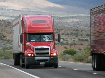 Vecinos de tres comunidades exigen audiencia con alcaldesa por desvío de transporte pesado