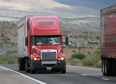 Vecinos de tres comunidades exigen audiencia con alcaldesa por desvío de transporte pesado