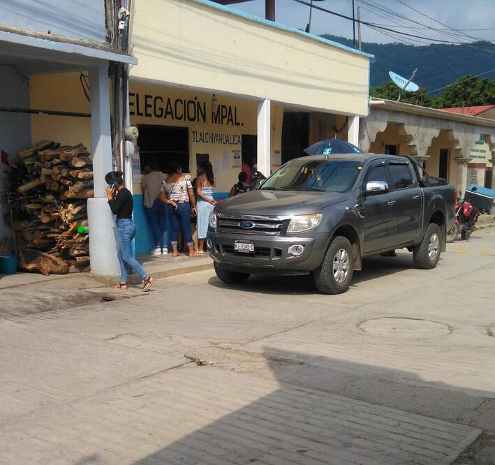 Los usos y costumbres son un conjunto de normas no escritas. Se trata de un sistema de autogobierno que se ha implementado en las comunidades.