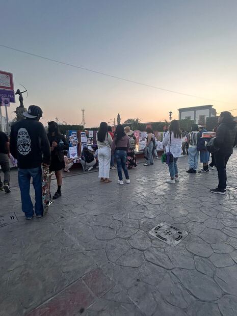 Colectiva feminista de Ixmiquilpan realiza marcha en conmemoración del 8M | Foto: Especial