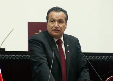 Remataron helicópteros y terrenos antes de irse, afirma el contralor Bardales