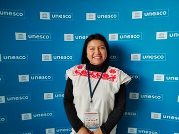 Maestra hñähñu de Chilcuautla representa a México ante la Unesco