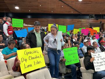 Habitantes de Nicolás Flores agradecen al Congreso por autorizar crédito de 17 mdp