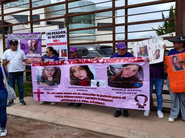Sigue desahogo de pruebas a dos años del triple feminicidio de Santiago Tulantepec  