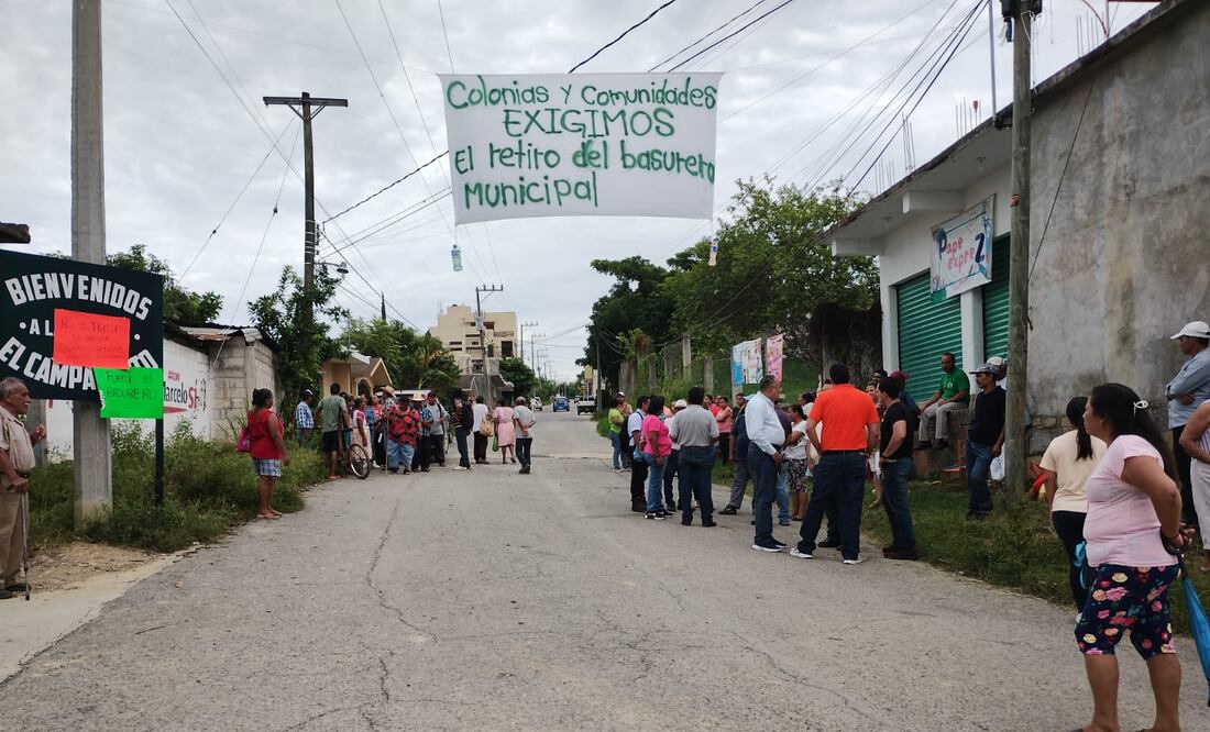 Los habitantes de ese sector poblacional mencionaron que el basurero no reúne las normas solicitadas por SEMARNAT y por eso no podían permitir la reapertura del basurero I Foto: Especial
