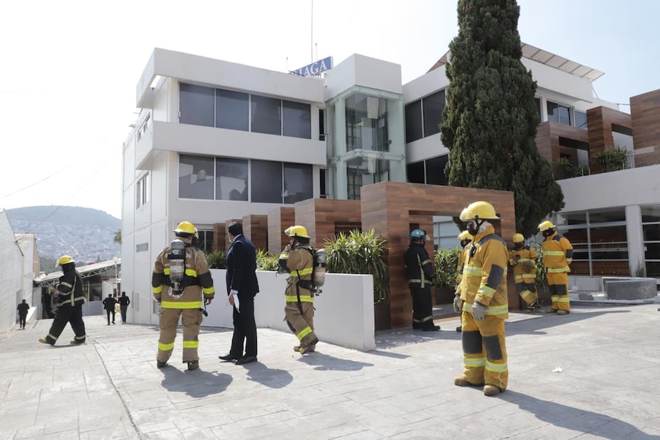 Una reacción química, posible causa de la explosión en una funeraria de Pachuca | Foto: Luis Soriano