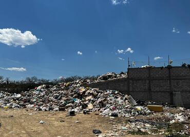 Clausuran espacio de traspaleo de basura en Nopala de Villagrán