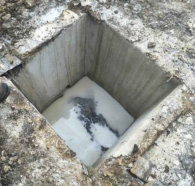 Autoridades municipales suspendieron las operaciones de la empresa Química Univalix, ubicada en el Parque Industrial de Tizayuca I  Foto: Especial