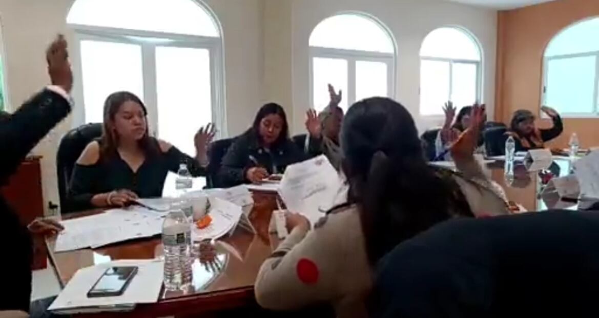 Multas de hasta 6 mil pesos y clausura definitiva a quienes vendan bebidas alcohólicas a menores en San Salvador | Foto: Especial