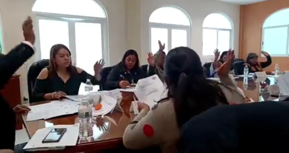 Multas de hasta 6 mil pesos y clausura definitiva a quienes vendan bebidas alcohólicas a menores en San Salvador | Foto: Especial