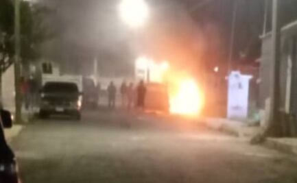 Incendian vecinos de Tulancingo vivienda invadida por presuntos delincuentes