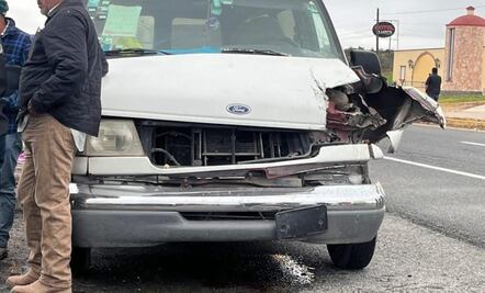 Siete alumnos del CBTA lesionados tras choque en la Ixmiquilpan–Huichapan