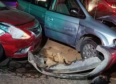 Hermanos provocan una carambola luego de una persecución policiaca