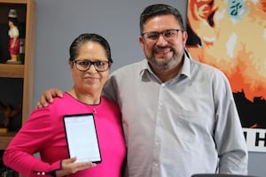 Tres alcaldes del PT se suman a Morena en Hidalgo rumbo a 2027