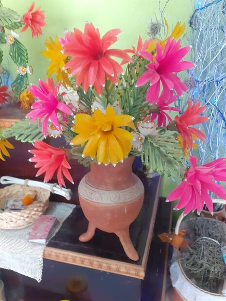 Artesanías de cera del Valle del Mezquital, en riesgo de perderse | Foto: Especial