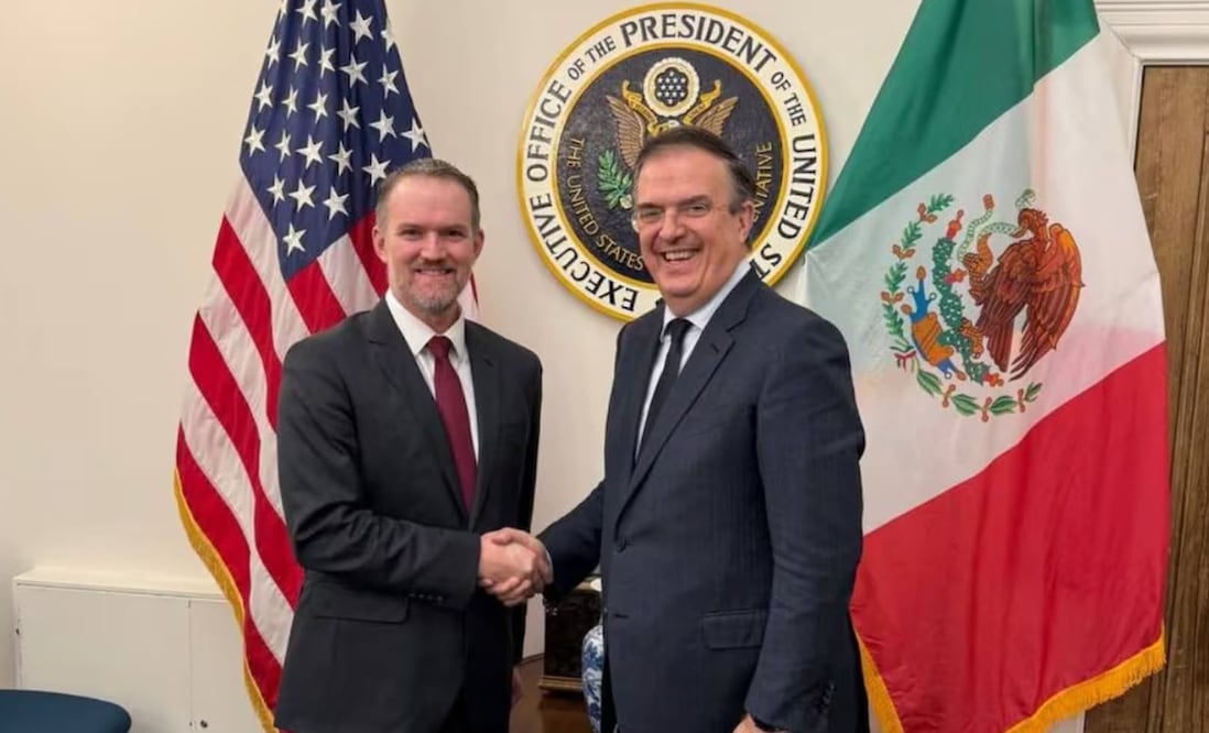 El secretario de Economía, Marcelo Ebrard, y el representante comercial de EU, Jamieson Greer. En la imagen, ambos funcionarios en una reunión celebrada en febrero de 2025. Foto: X @m_ebrard